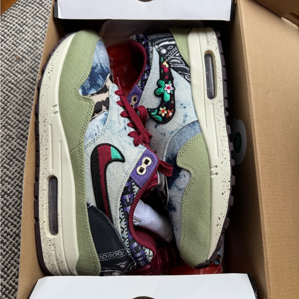Nike Concepts Woodstock Sneakers Air Max